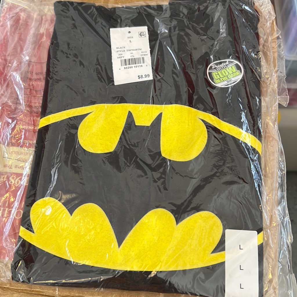 This Is For A New Batman Short Sleeve Kids Tshirt Size Large.Glow In The Dark